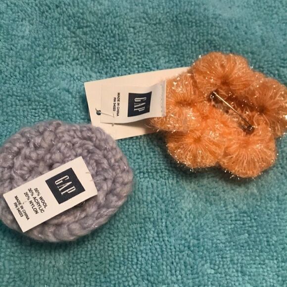 The Gap Orange and Purple Flower Brooches! - Picture 3 of 3